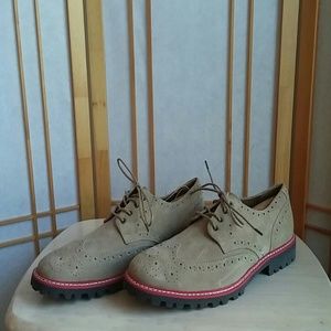 NWOT Suede St Johns Bay 10 1/2 Tan Casual Shoes